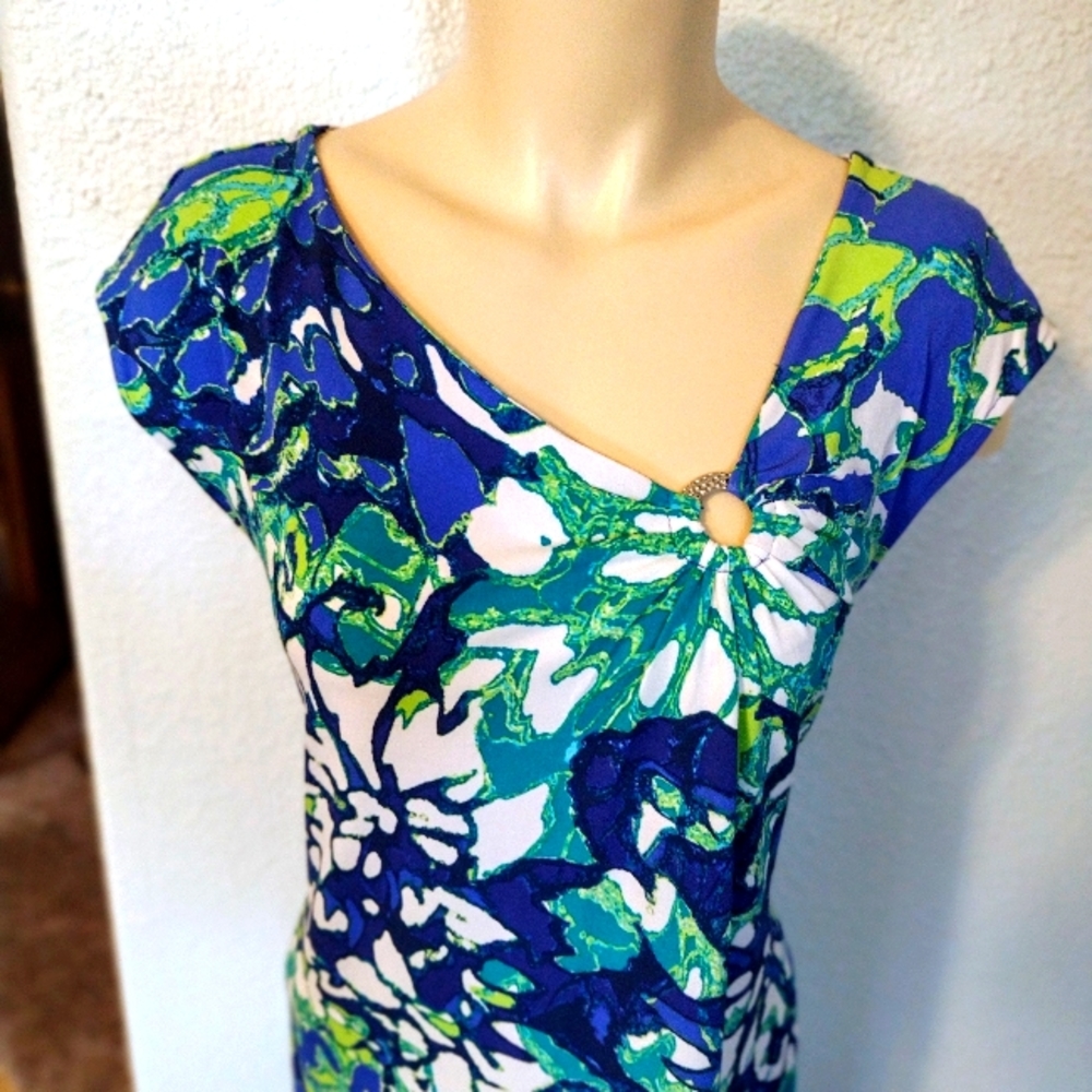 Dana Buchman Sz Large Rich Colored Diagonal cut Neckline Fitted Dress